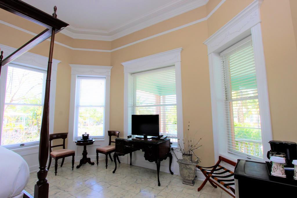 Southernmost House Hotel (Adults Only) Key West Buitenkant foto